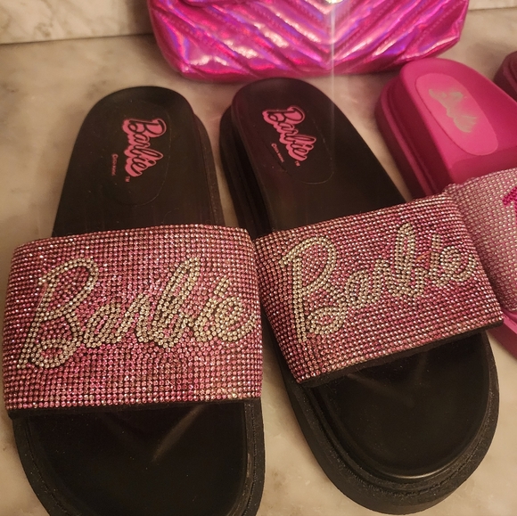 Barbie Pink and Black Slide Sandals with Matching Purse Size 8 And 8.5 - Picture 2 of 8